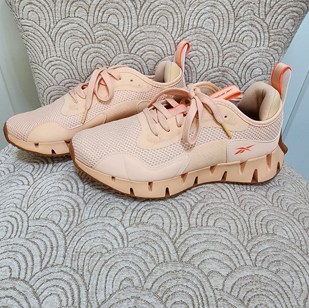 Reebok Women's Peach and Orange Sneakers